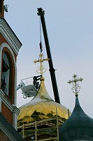 Митрополит Вятский и Слободской Марк освятил крест и обновленный купол храма великомученика и целителя Пантелеимона