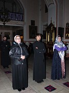 В Свято-Серафимовском соборе были совершены богослужения древнерусским чином