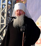 Слава защитникам Отечества