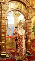 Праздничная Литургия в Екатерининском храме города Кирова 