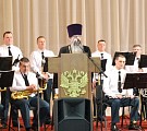 Представители Вятской епархии поздравили личный состав госпиталя войск национальной гвардии с праздником Пасхи Христовой и с 25-летием со дня сформирования учреждения 