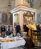 Празднование Медового Спаса в Свято-Успенском кафедральном соборе
