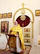 Председатель Патриаршей комиссии по вопросам семьи, защиты материнства и детства протоиерей Димитрий Смирнов совершил Божественную литургию в Царево-Константиновской Знаменской церкви города Кирова