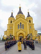 В Нижнем Новгороде торжественно встретили ковчег с частицей мощей святителя Спиридона Тримифунтского