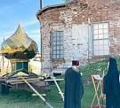 В Климковке освящены купол и крест